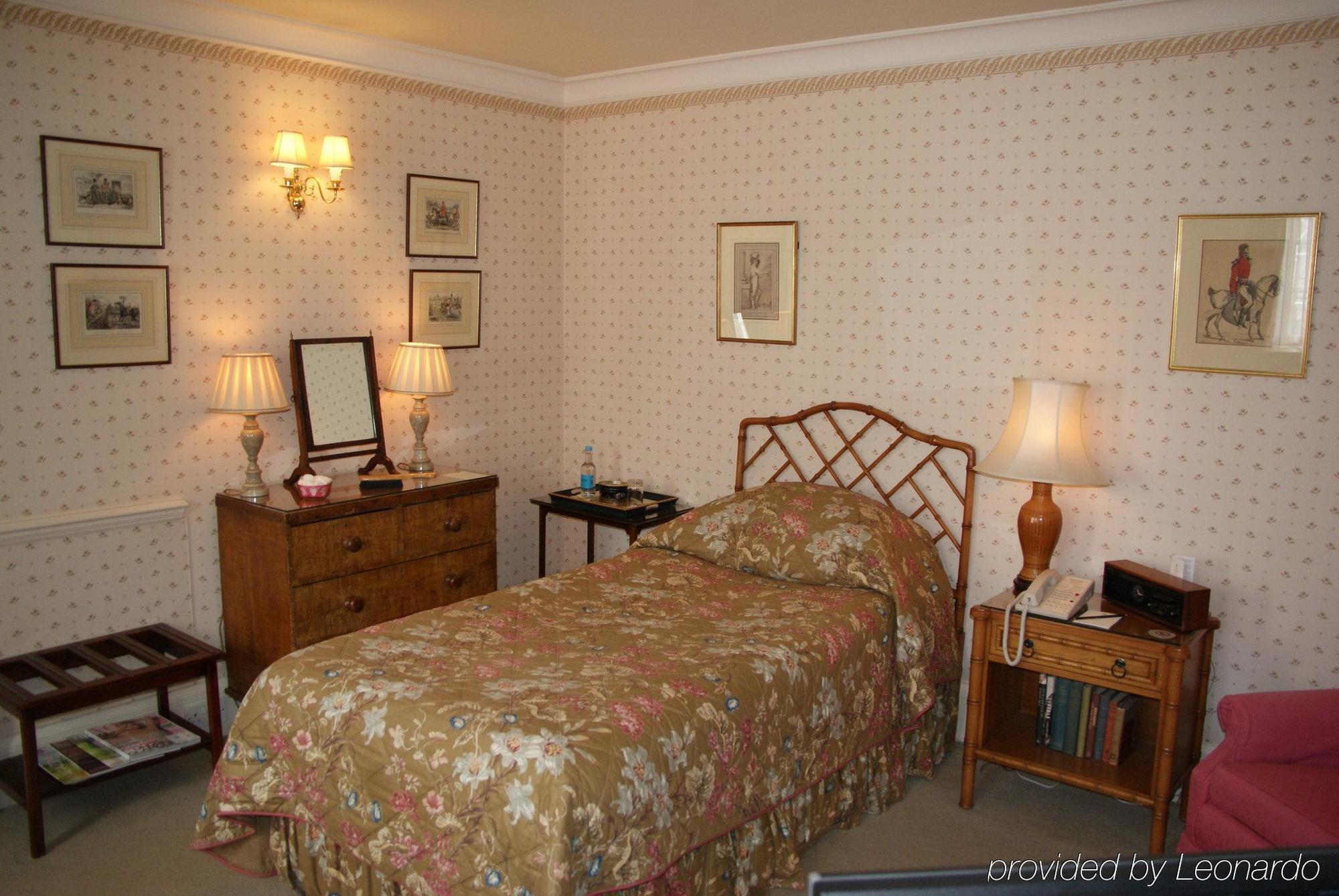 Hartwell House & Spa Эйлсбери Номер фото